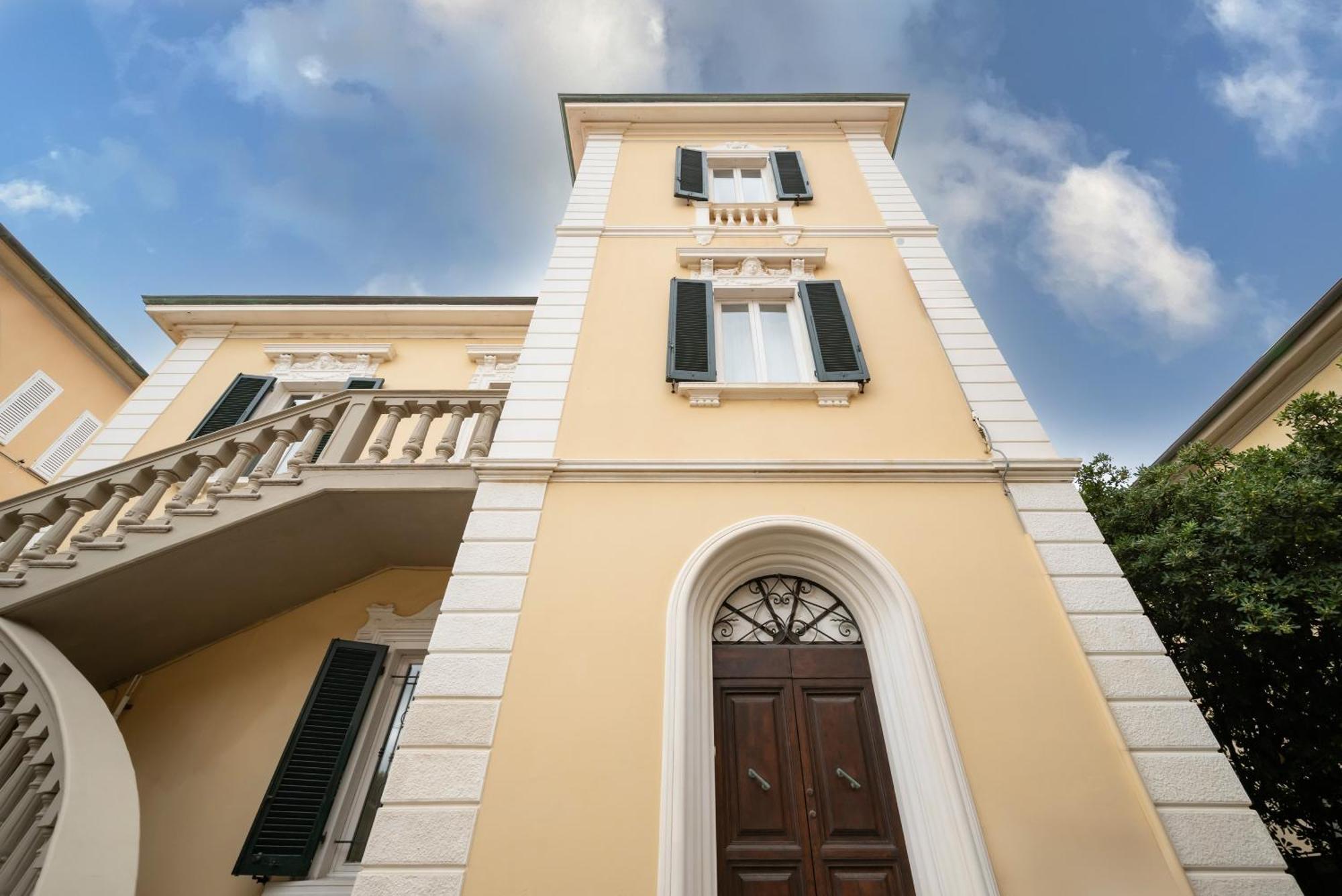 Villa Liberty San Vincenzo Eksteriør billede
