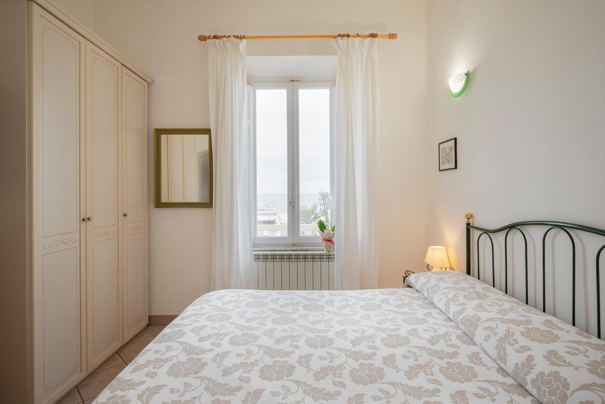 Villa Liberty San Vincenzo Eksteriør billede